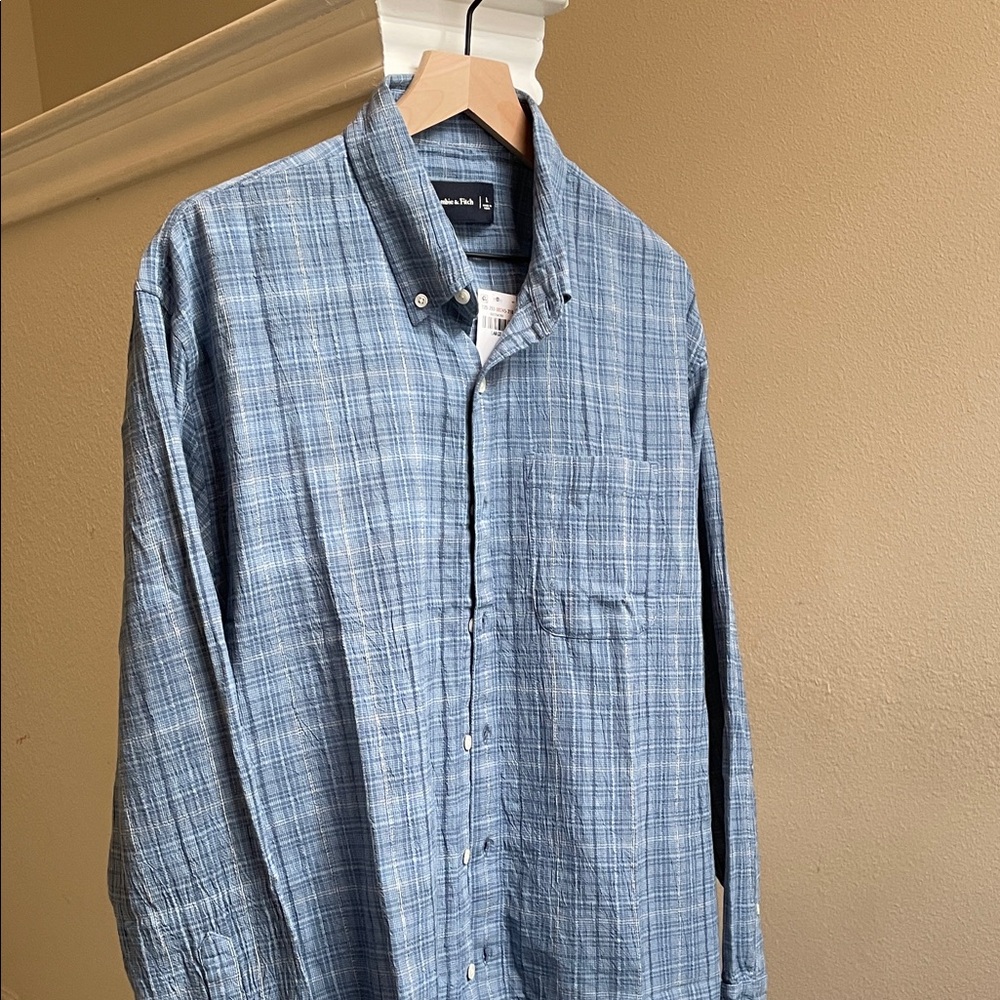 Abercrombie & Fitch Long Sleeve Plaid Button-Up Shirt